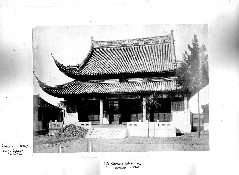7. 67th Regiment’s Officers’ Mess in the Confucian Temple, Shanghai, 1863. ‘All the fellows seem very agreeable’, wrote Blundell in his journal (Blundell album, copyright Hampshire Regiment).